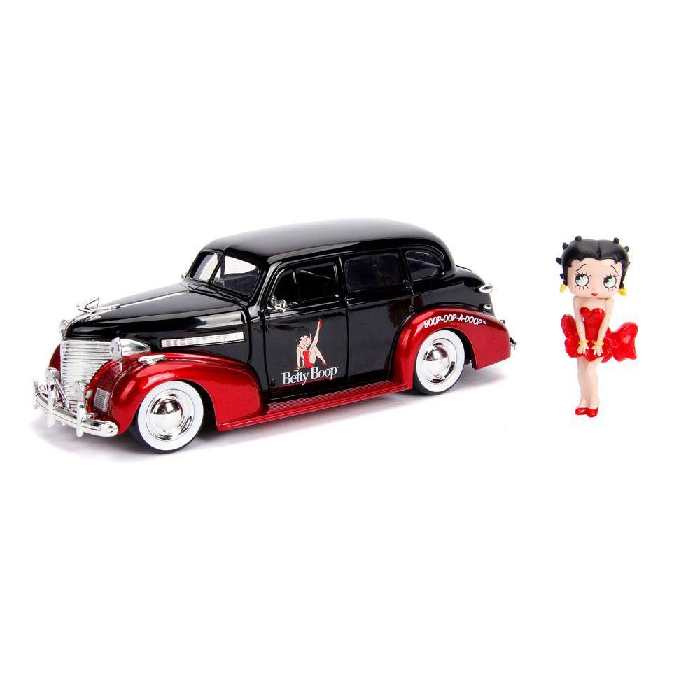 Betty Boop Hollywood Rides Diecast Model 1/24 1939 Chevy Master Deluxe