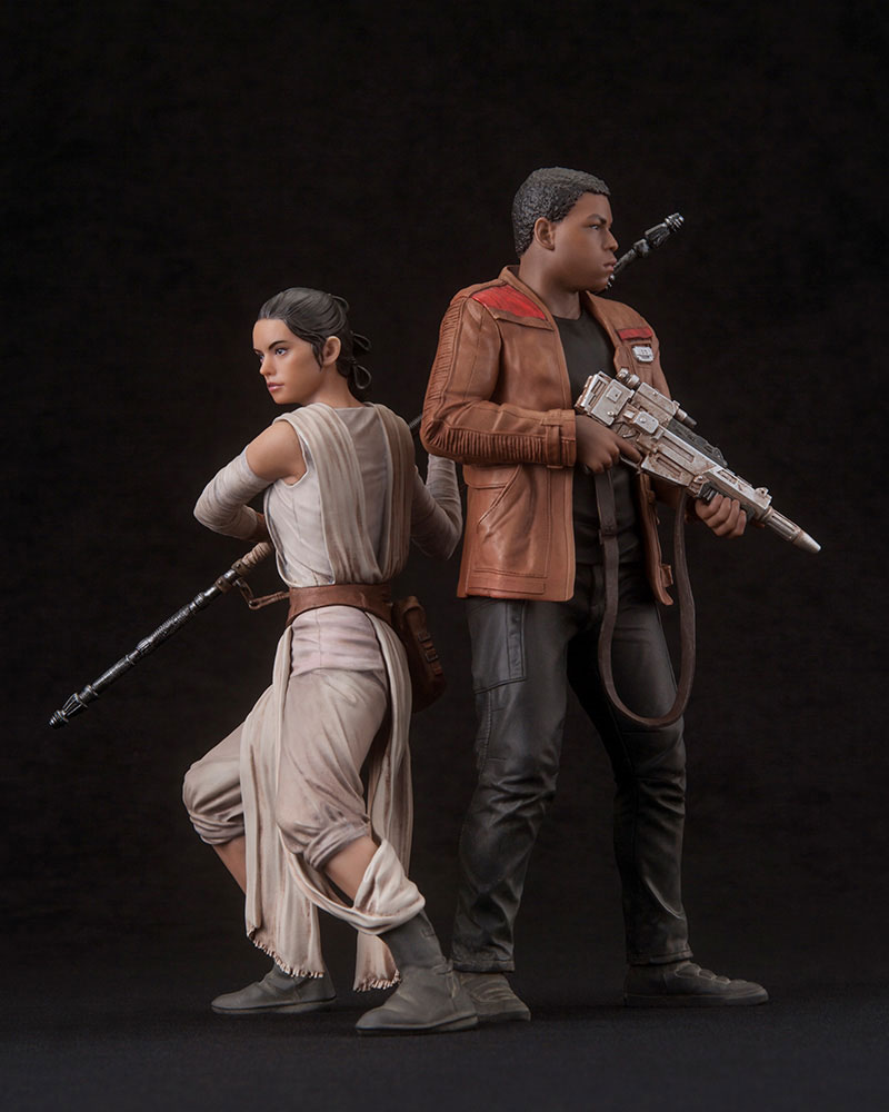 Star Wars Episode VII ARTFX+ Statue 2-Pack Rey & Finn 15 - 18 cm