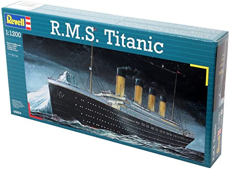 Revell Model Kit R.M.S. Titanic 1:1200