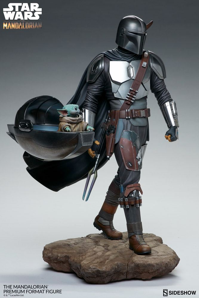 Star Wars: The Mandalorian Premium Format 1:4 Scale Statue 