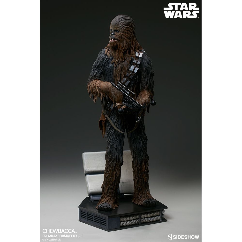 Star Wars: Chewbacca Premium Statue 
