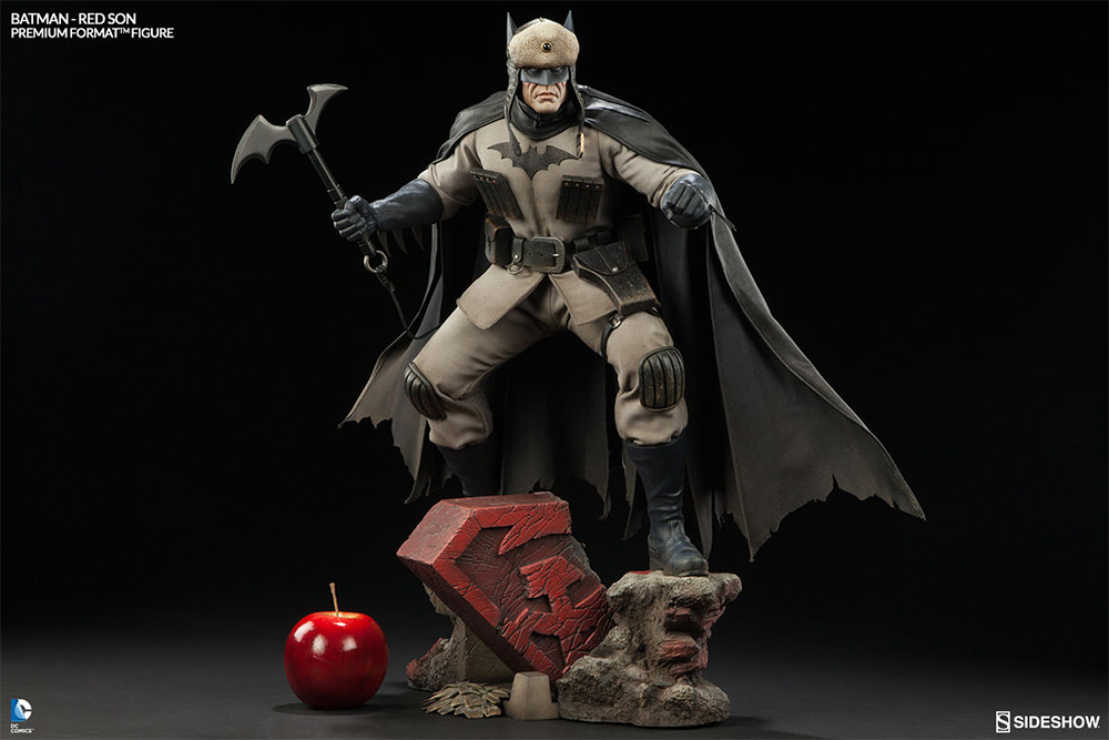 DC Comics Premium Format Figure Batman Red Son 57 cm