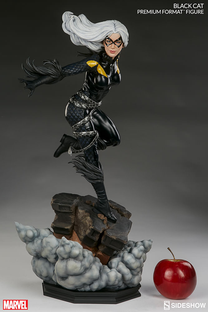 Marvel Comics Premium Format Figure Black Cat 56 cm