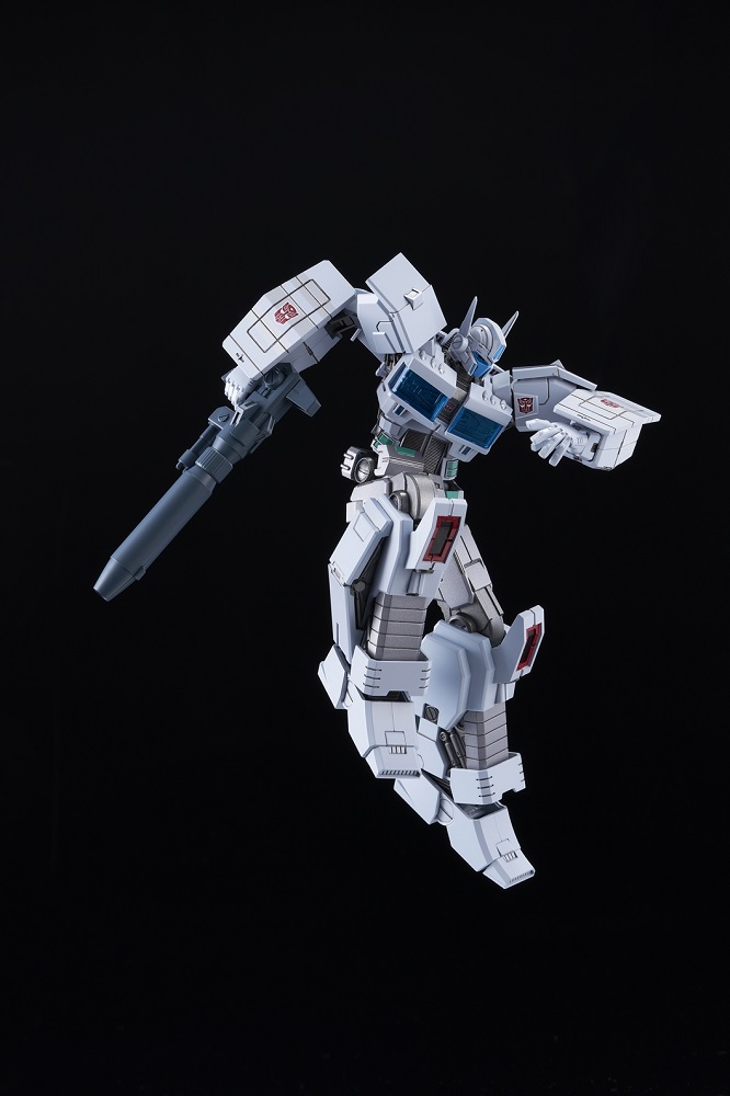 Transformers Ultra Maguns IDW MK 18 cm