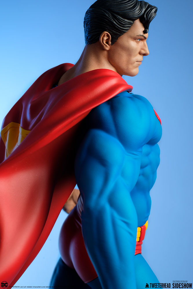 DC Comics: Superman Maquette 