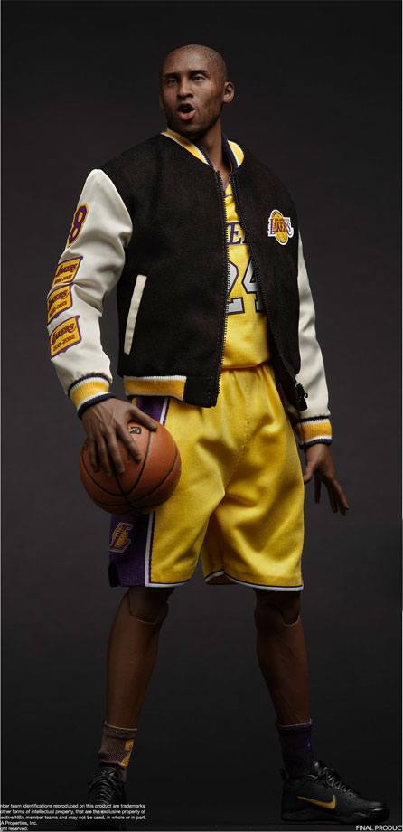 NBA Collection Real Masterpiece Action Figure 1/6 Kobe Bryant 33 cm