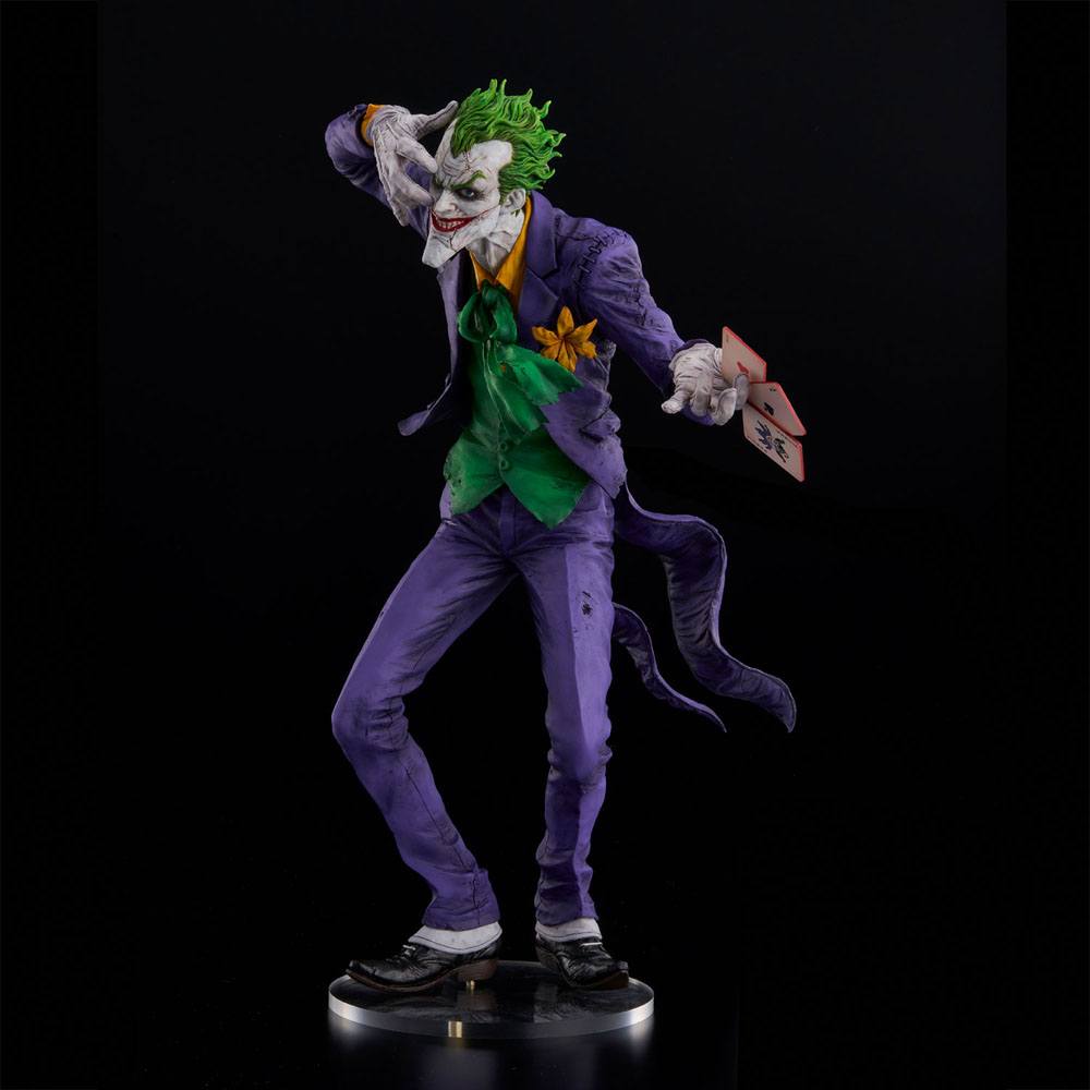 DC Comics Sofbinal Soft Vinyl Statue The Joker Laughing Purple Ver. 30 cm