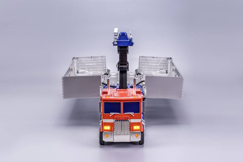 Transformers Interactive Auto-Converting Vehicle Optimus Prime 91 cm