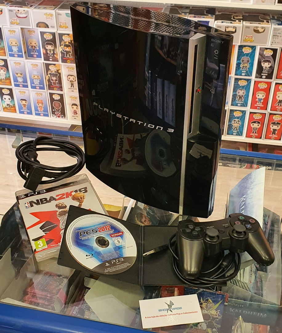 Consola Playstation 3 Fat - 80Gb + 2 jogos (Seminovo)