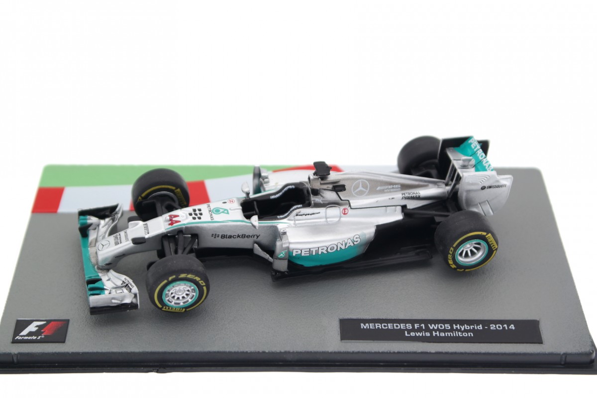 Lewis Hamilton Mercedes F1 W05 Hybrid 44 World Champion formula 1 2014 1:43
