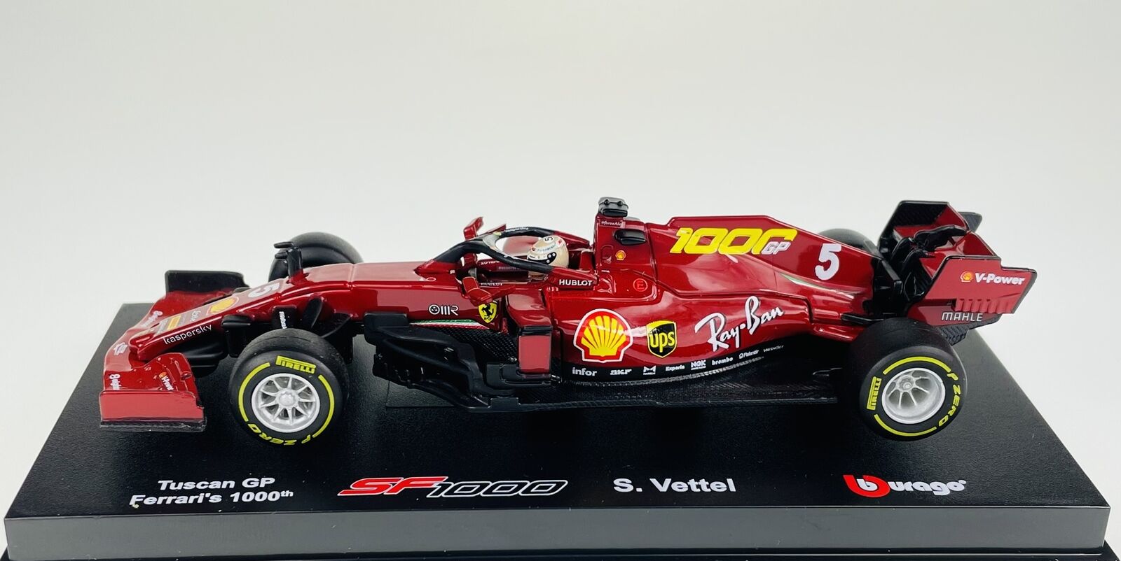 Bburago Racing F1 2020 1:43 Ferrari SF1000 with driver S.Vettel + Showcase