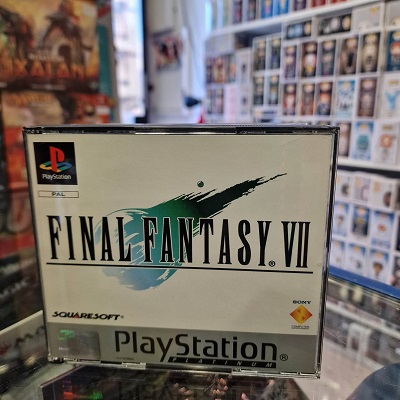 Final Fantasy VII PS1 - Platinum Version (Seminovo)