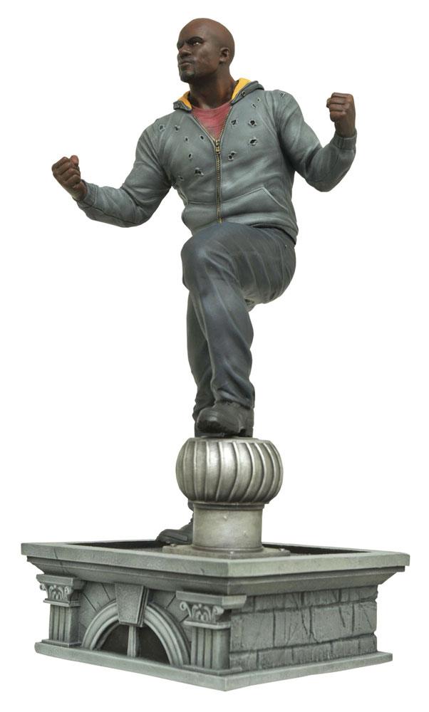 Marvel Gallery PVC Statue Luke Cage (Netflix TV Series) 25 cm