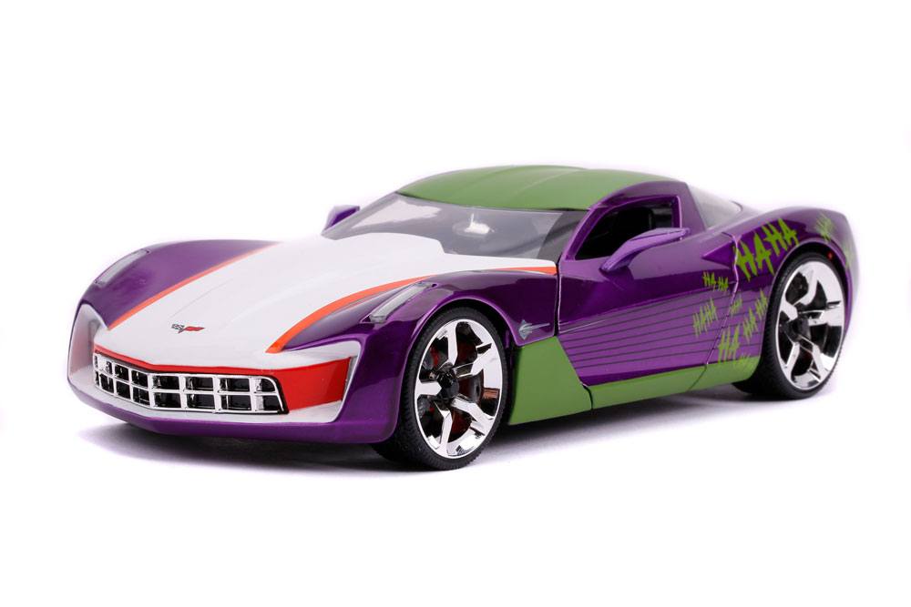 DC Comics Diecast Model 1/24 2009 Chevy Corvette Stingray with Figure