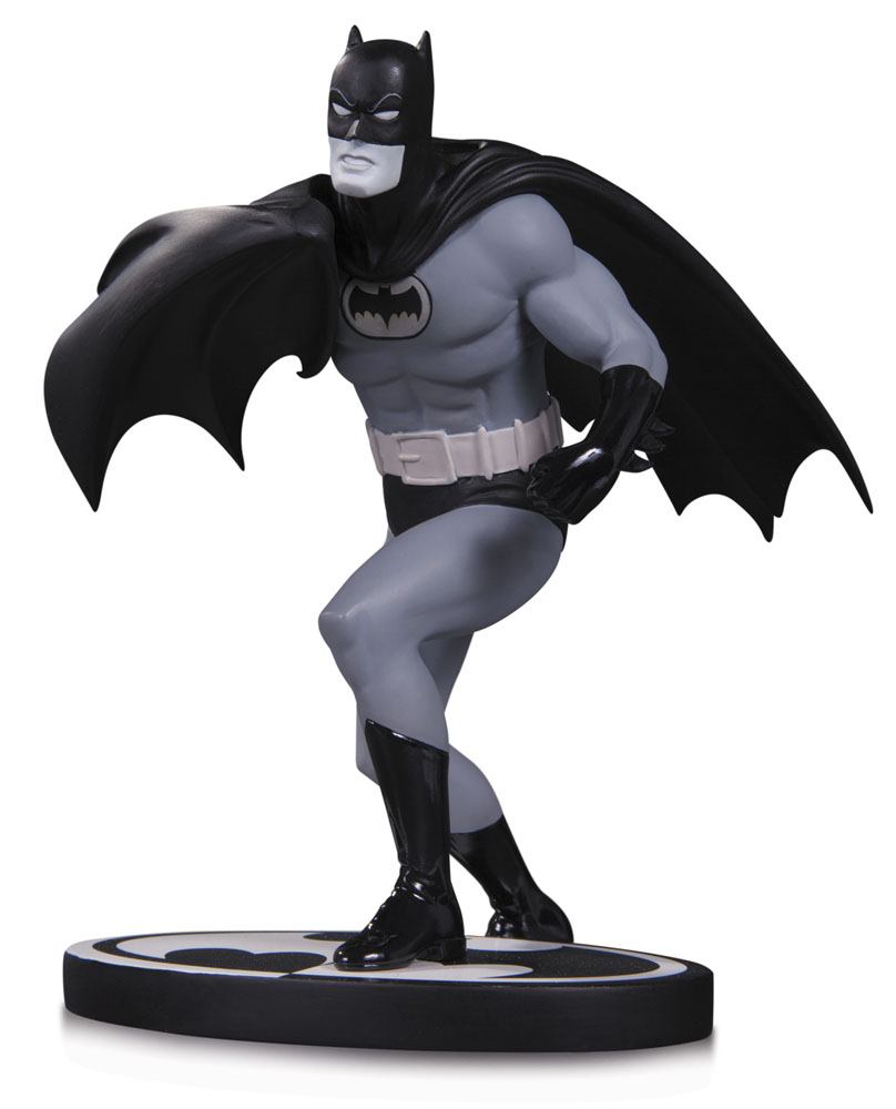 Batman Black & White Statue Batman by Carmine Infantino 16 cm