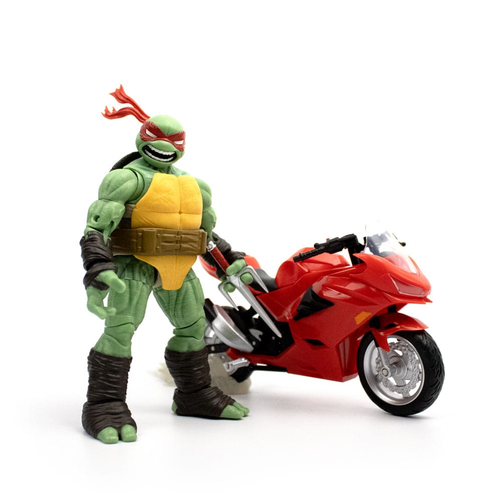 Teenage Mutant Ninja Turtles Action Figure Vehicle Raphael with Motorcycle 