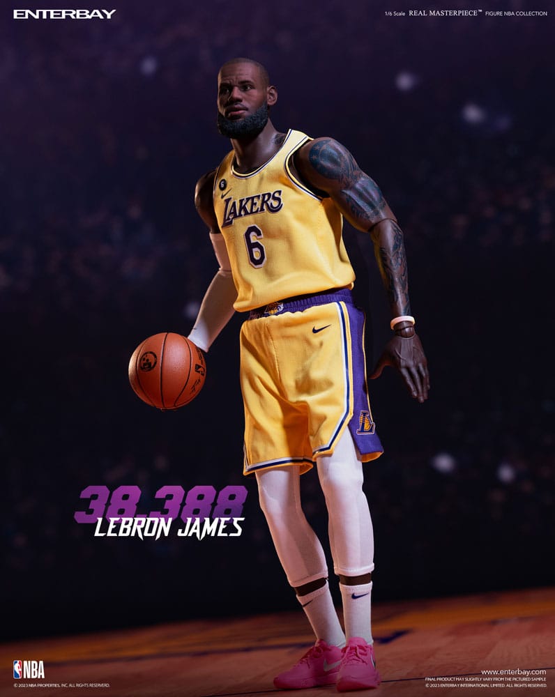 NBA Collection Real Masterpiece Action Figure 1/6 Lebron James Special Edit