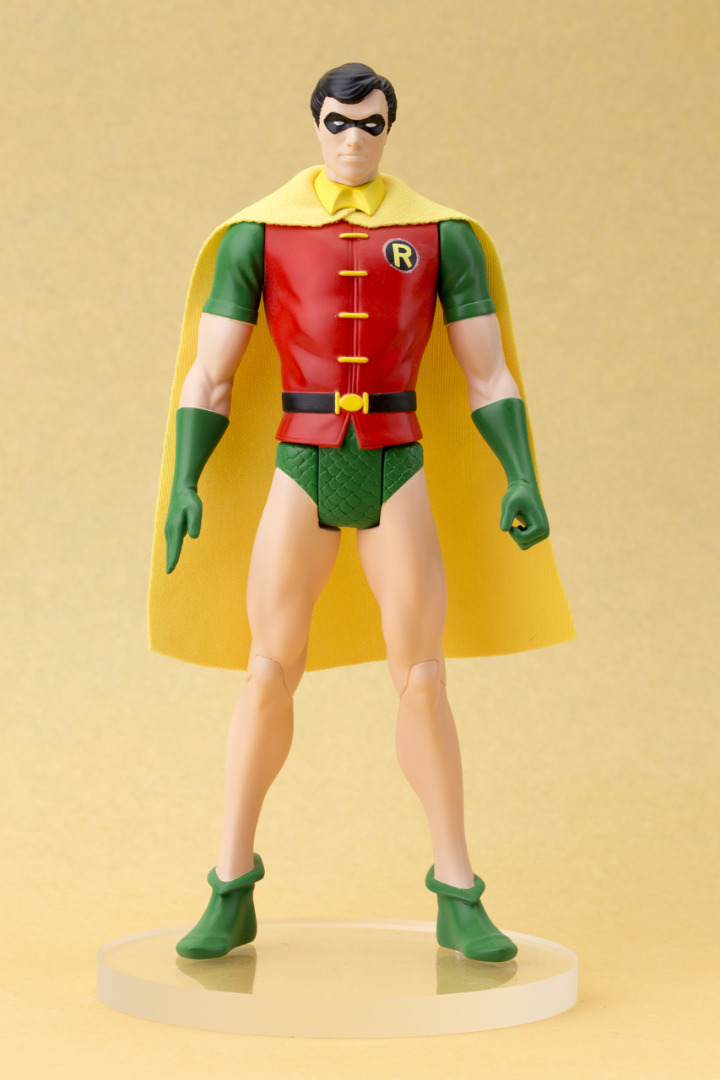DC Universe Super Heroes ARTFX+ Series - Robin Classic Costume statue 20cm