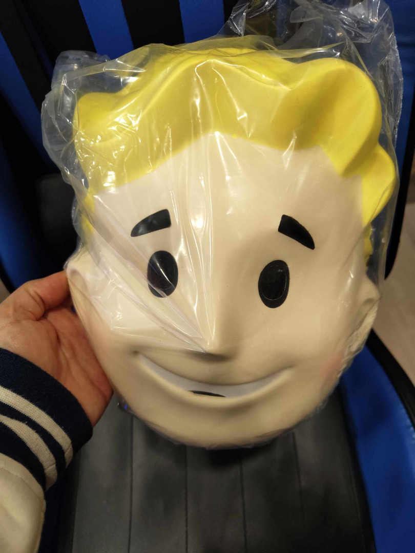 Máscara Fallout Vault Boy